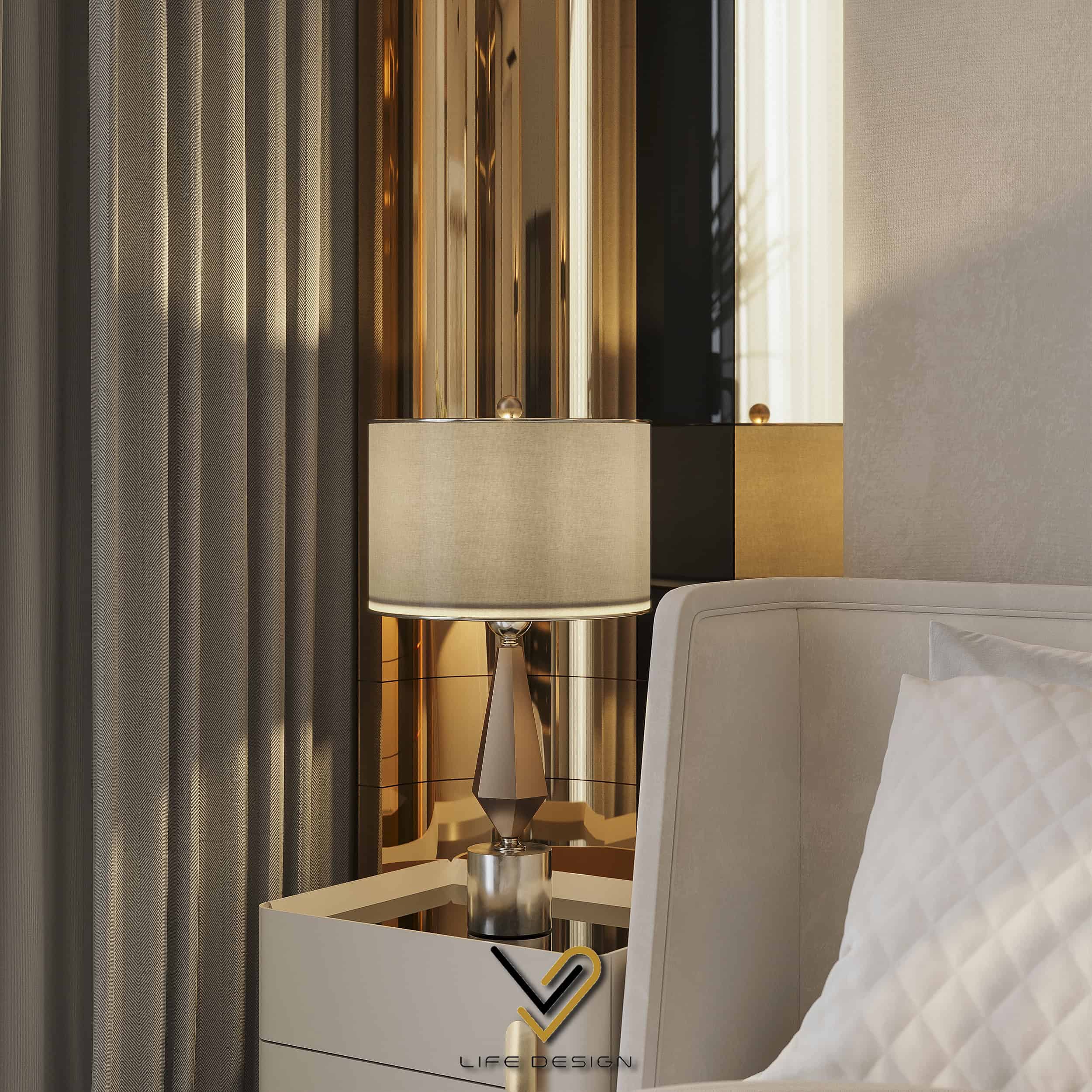 Vách inox màu vàng đồng tạo ra hiệu ứng không gian ấn tượng, đặc biệt khi có ánh sáng tự nhiên chiếu vào 