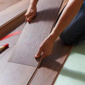 Cách khắc phục sàn gỗ công nghiệp bị cong vênh do thi công sai cách 