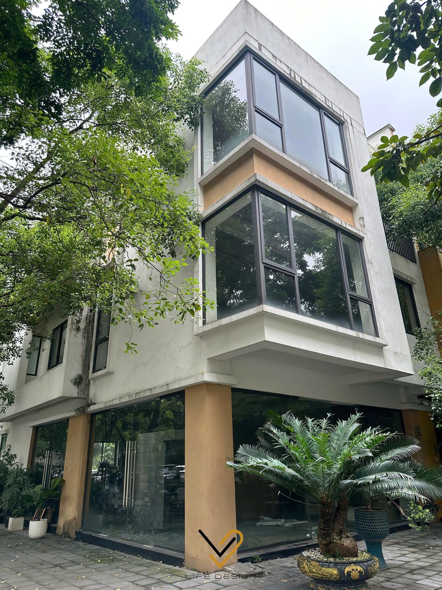 Khảo sát thực tế công trình biệt thự Ecopark Thảo Nguyên 